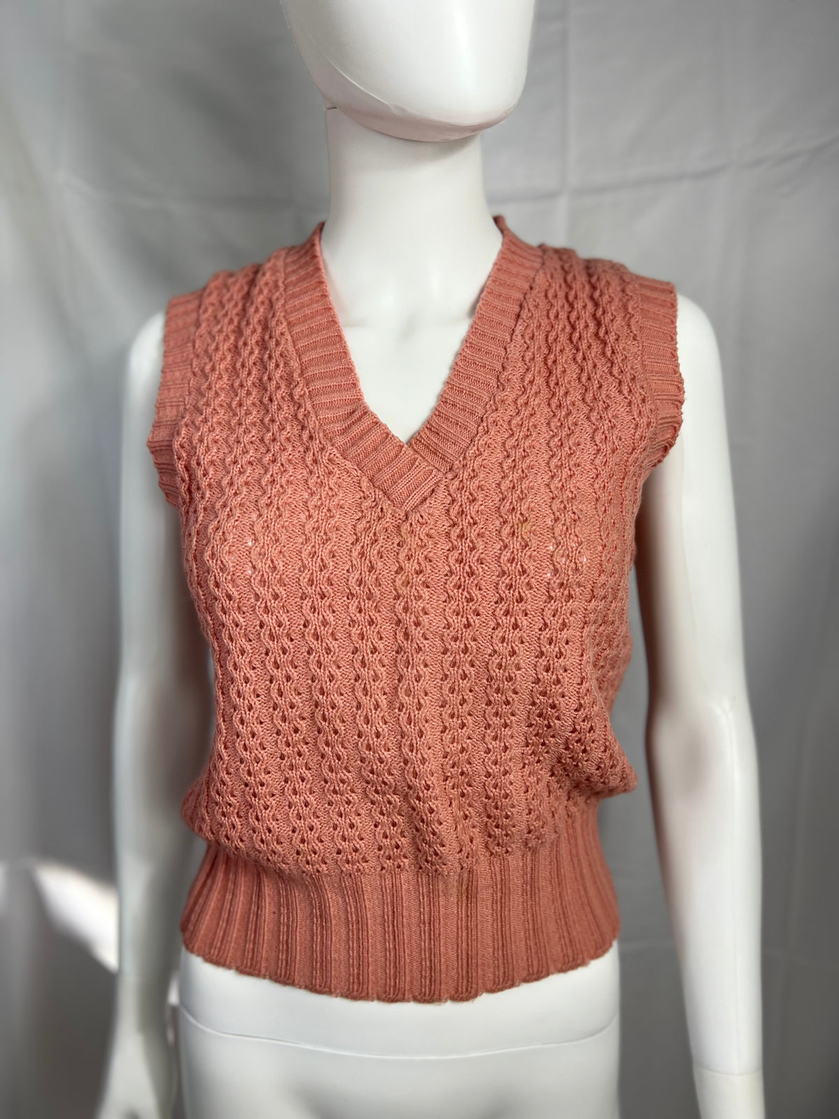 1980's Blush Pink Knit Sweater Vest